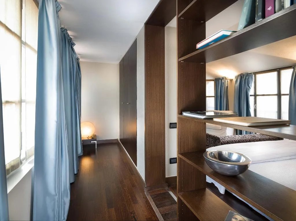 JUNIOR SUITE CAPACITY 1 Room, TownHouse 12, Milan