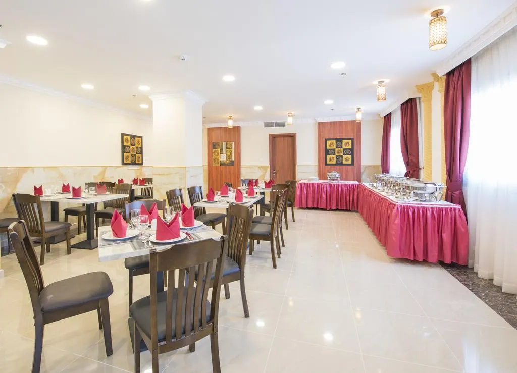 Restaurant, Royal Tulip Hotel ex Al Farej, Dubai