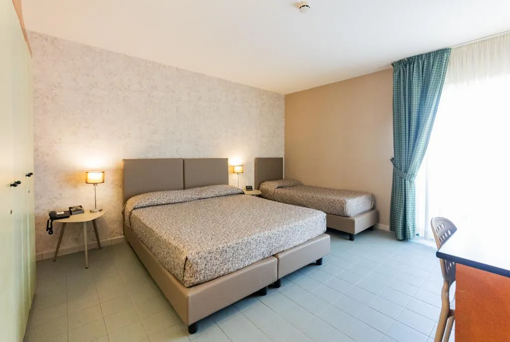 TRIPLE STANDARD Room, Athenaeum Palermo, Palermo