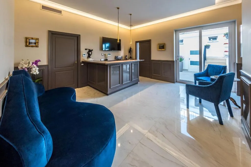 Lobby, Relais San Severo, Naples