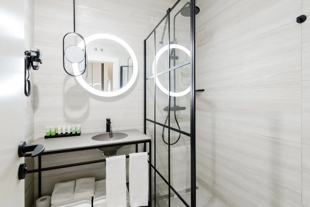 APARTMENT TWO BEDROOMS Room, Smartrental Collection Gran Vía Centric, Madrid
