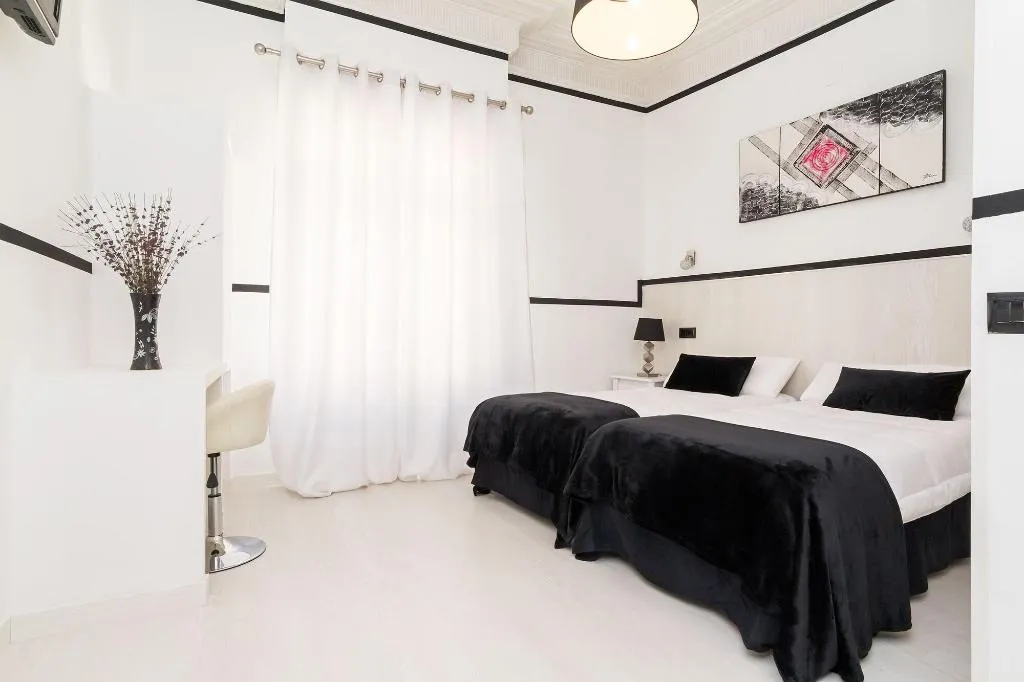 Room, Hostal Gran Via 63 Rooms, Madrid