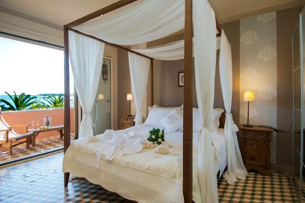 VILLA THREE BEDROOMS Room, Calypso Villas Zakynthos, Zante