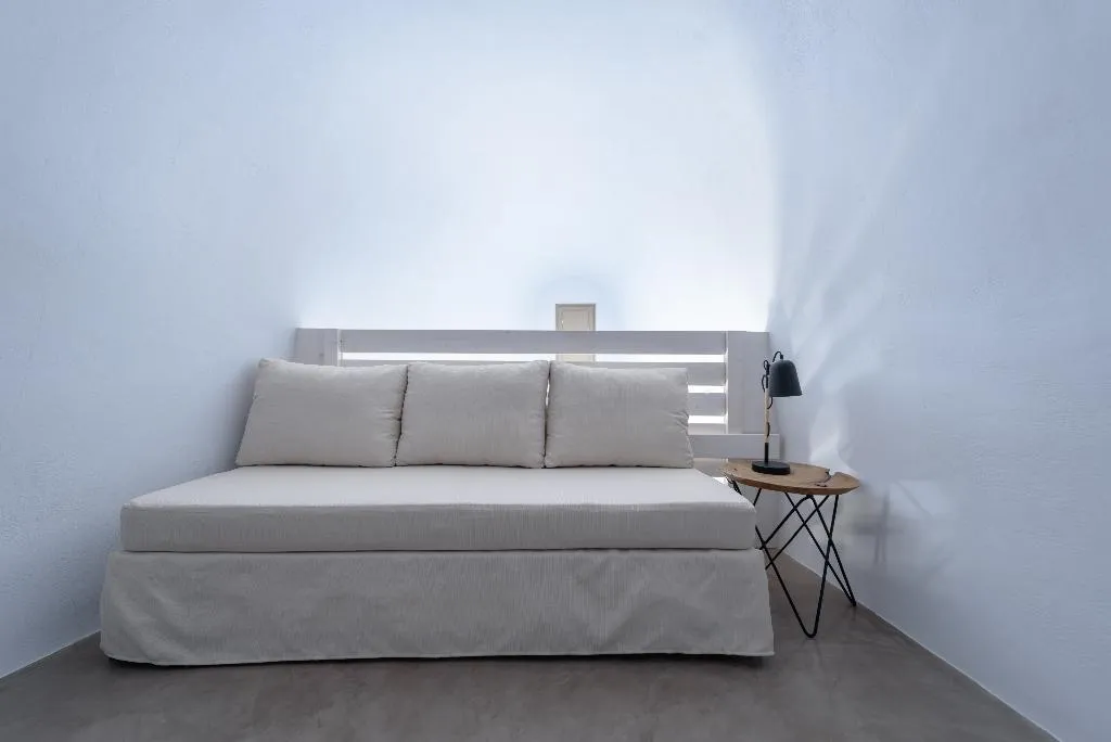 SUITE HONEYMOON Room, Earino Suites and Villas, Santorini