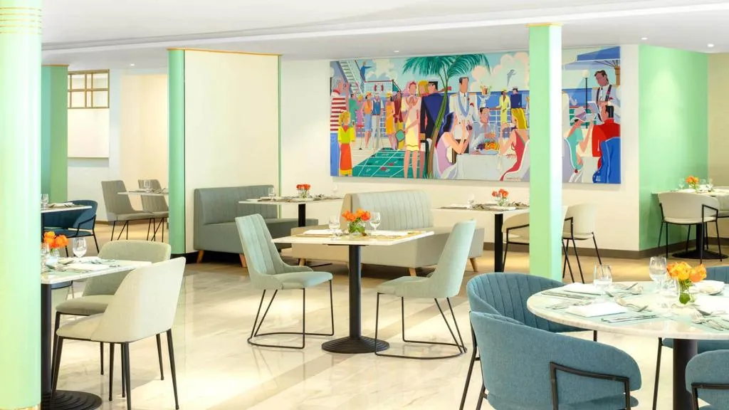Restaurant, Queen Elizabeth 2, Dubai