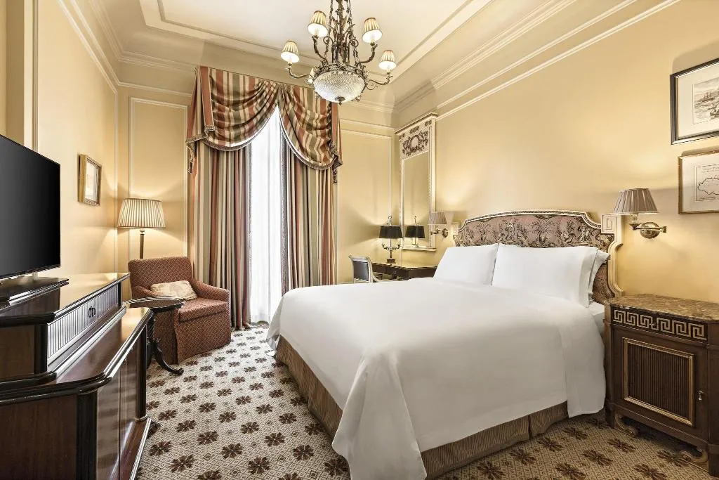 Room, Grande Bretagne, A Luxury Collection Hotel, Athens