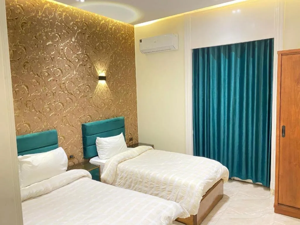 Room, Richmond Down Town, Cairo