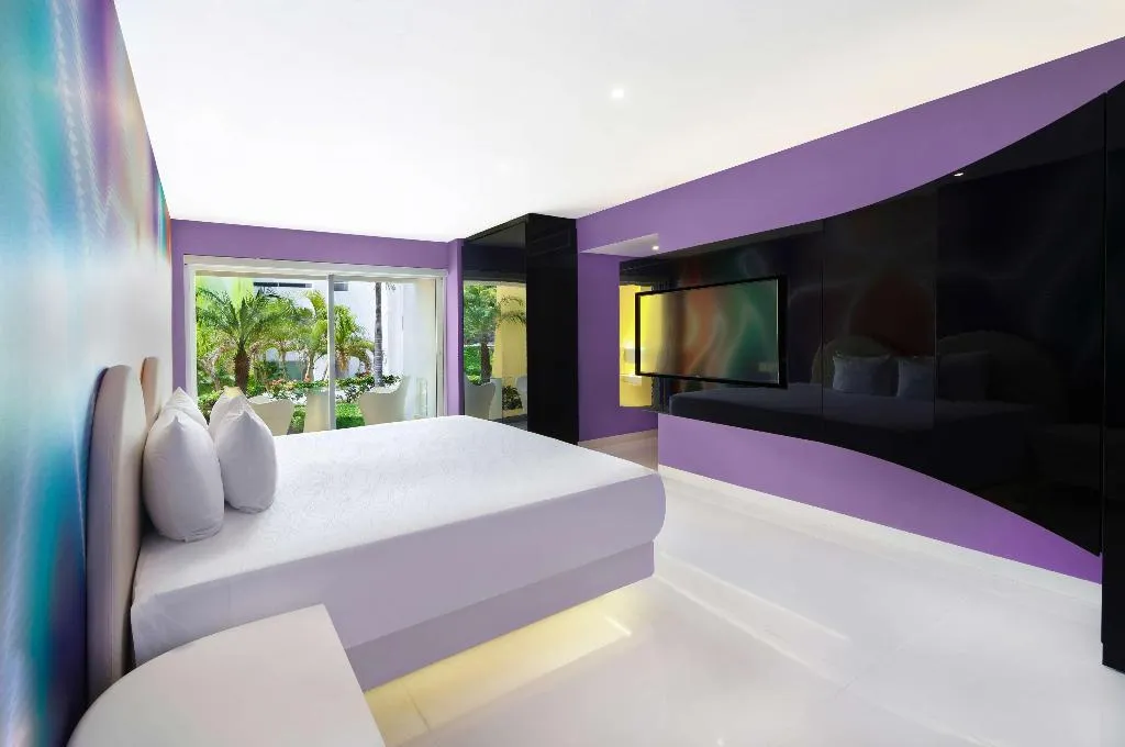 DOUBLE GARDEN VIEW ONE BEDROOM Room, Temptation Cancun Resort, Cancun Area