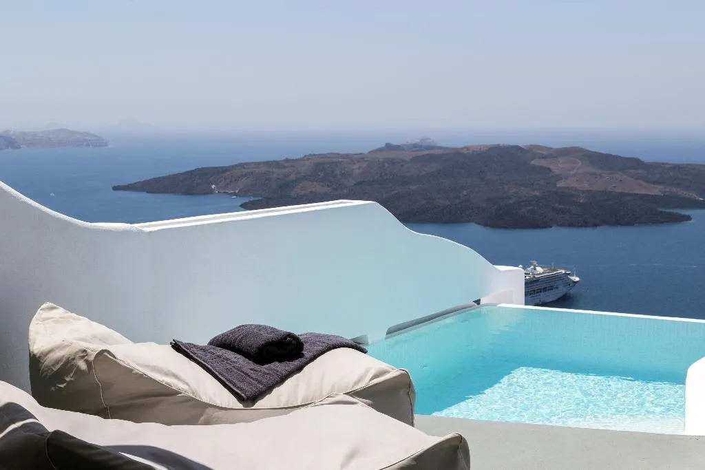 SUITE STANDARD Room, Adamant Suites, Santorini