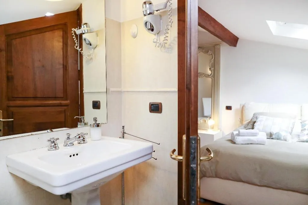 Room, Torripa Resort, Rome