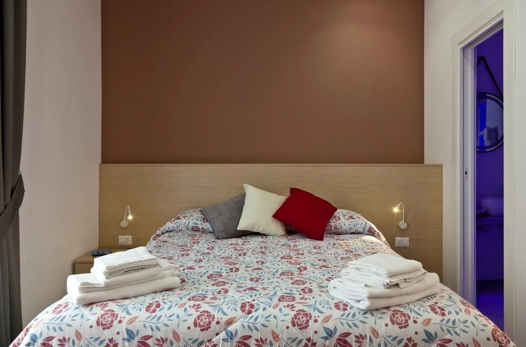 TRIPLE SUPERIOR Room, Domus Schilizzi Guesthouse, Naples