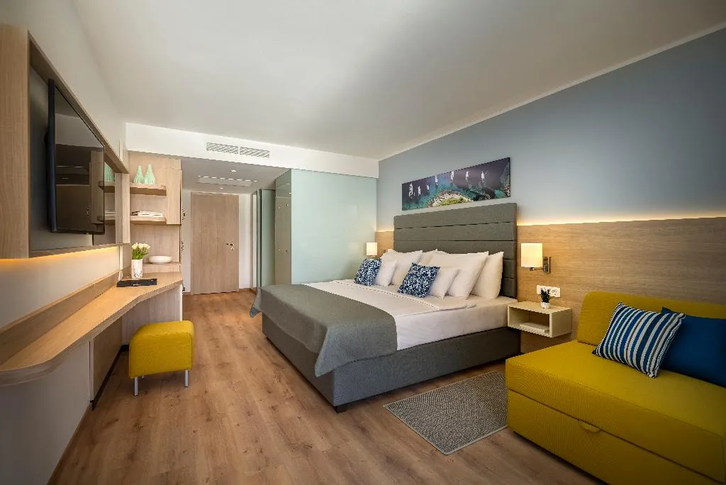 DOUBLE SUPERIOR Room, Valamar Parentino Hotel, Istria