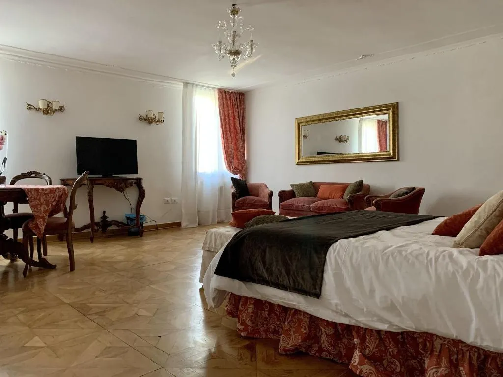 Room, B&B Riva De Biasio, Venice