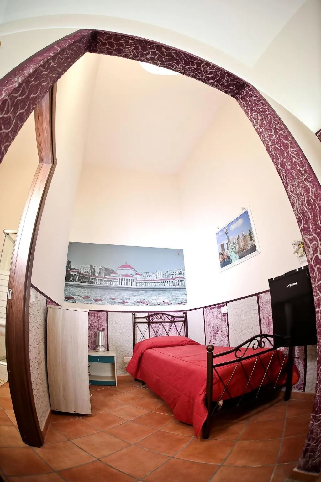Room, Residence Confalone, Naples