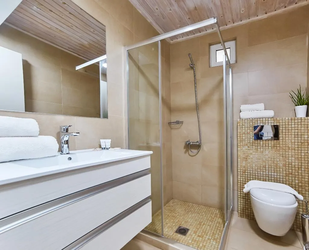 STUDIO SUPERIOR CAPACITY 3 Room, Villa Mare Monte, Crete