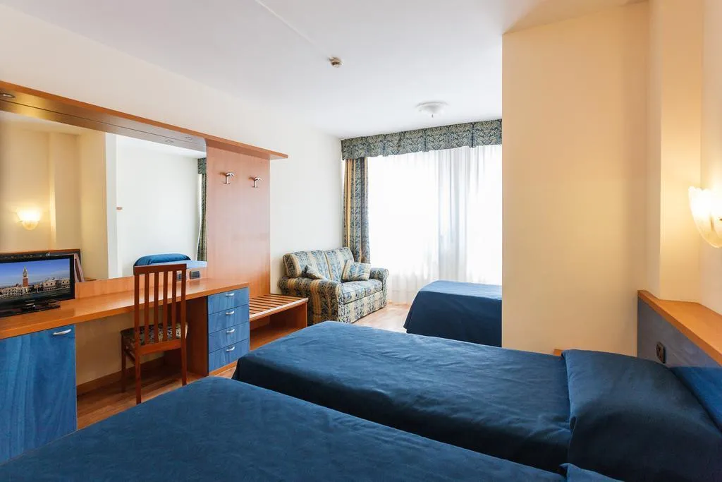 General view, Airmotel, Venice