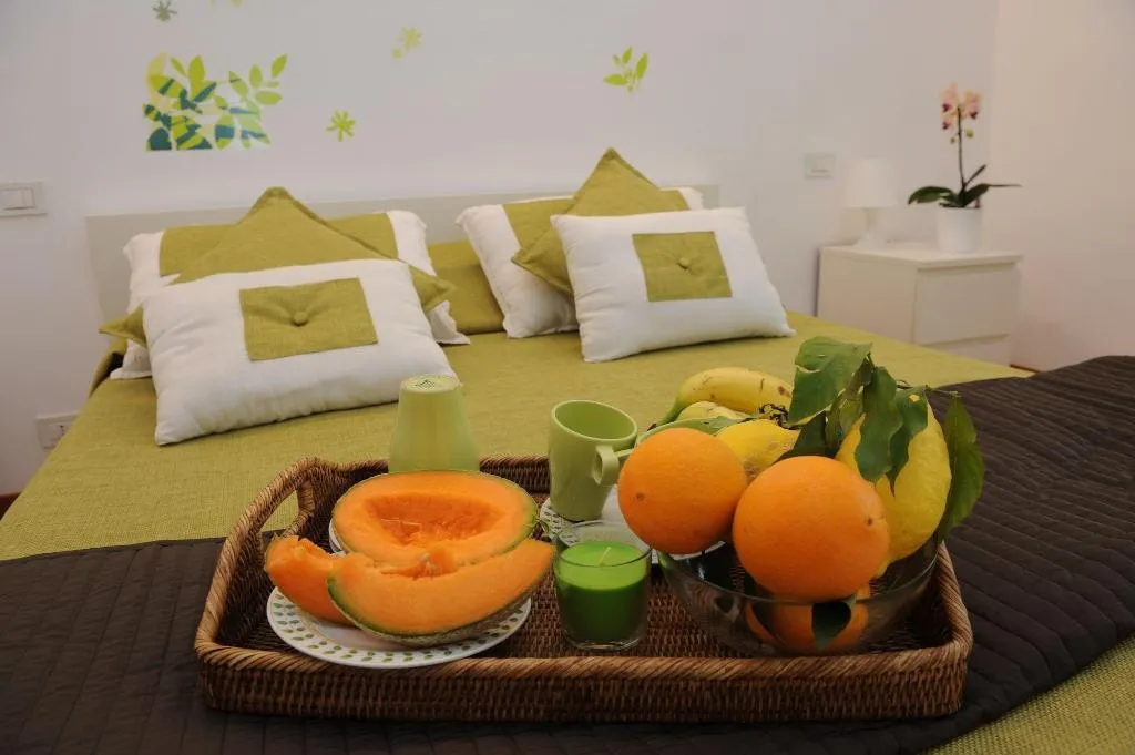 Room, Sorrento Center Suite, Naples