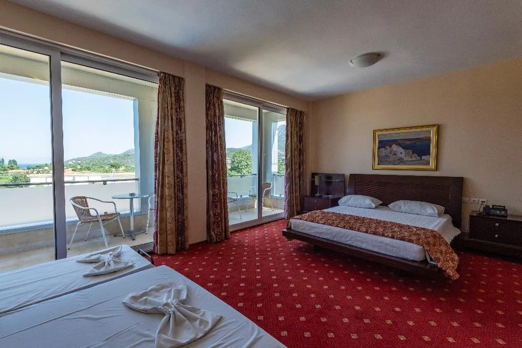 FAMILY ROOM SUPERIOR SEA VIEW Room, Dolphin Resort Hotel, Athens
