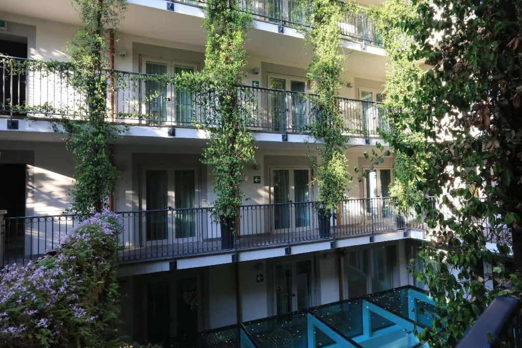 General view, Milano Scala, Milan