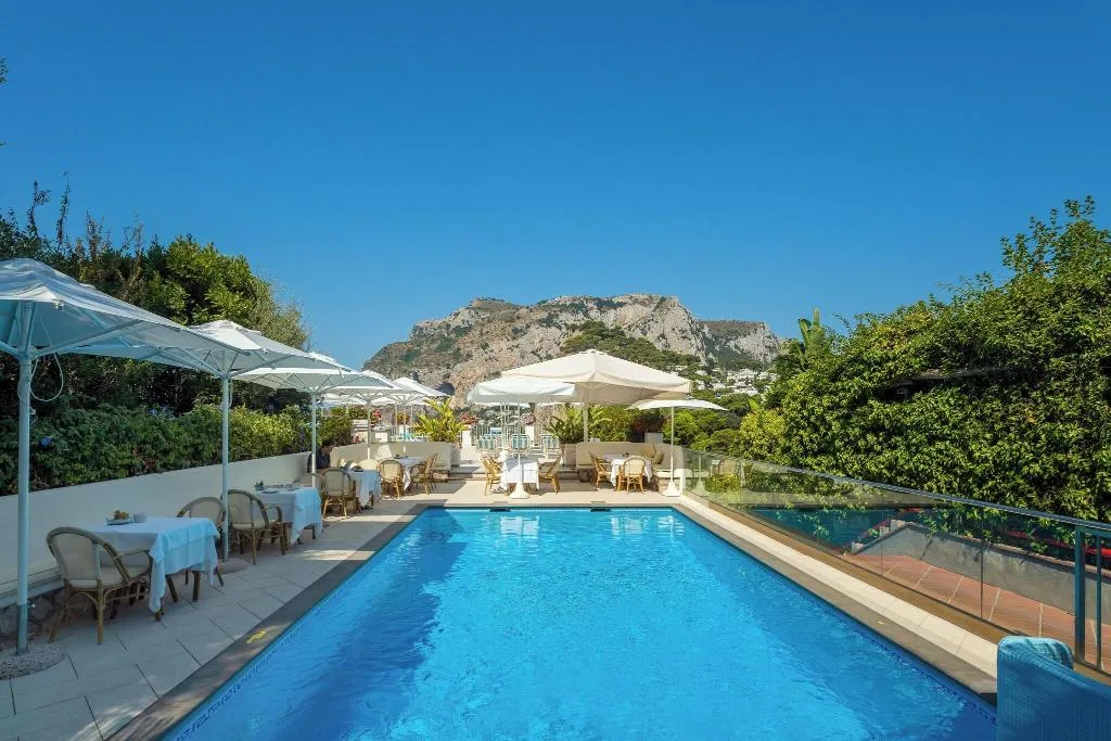 Pool, Villa Brunella, Naples