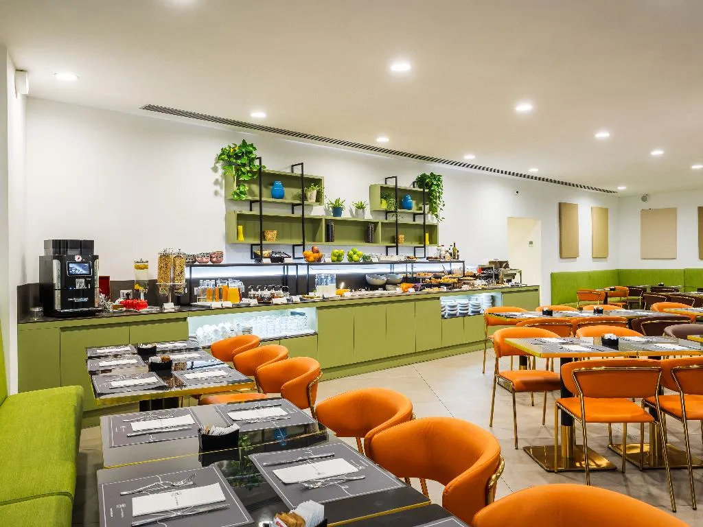 Restaurant, iH Hotels Milano Centrale, Milan