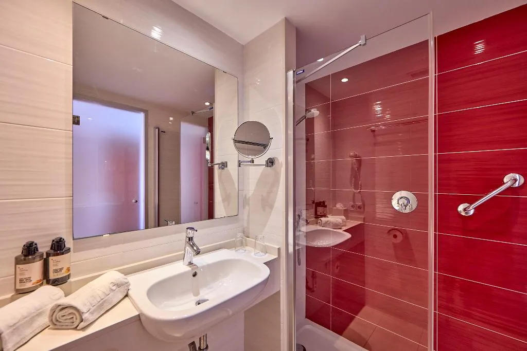 DOUBLE SIDE SEA VIEW Room, Universal Hotel Perla, Majorca