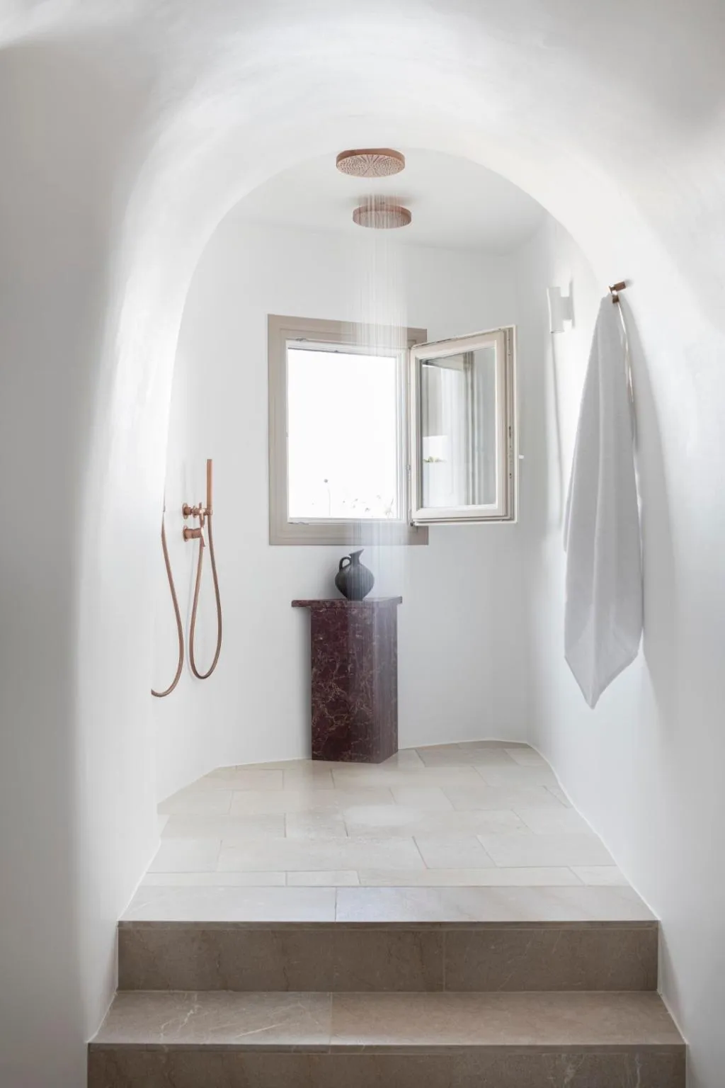 SUITE GRAND Room, Canaves Ena, Santorini
