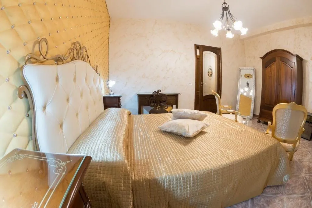 Room, B&B Annamaria, Catania