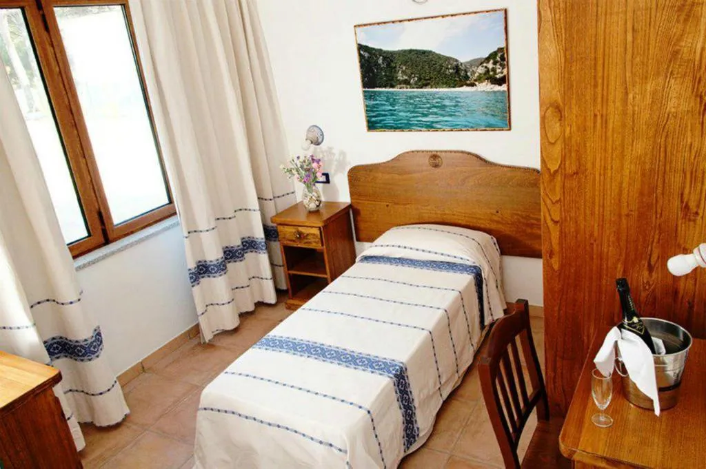 SINGLE SEA VIEW Room, Bellamarina Resort, Alghero