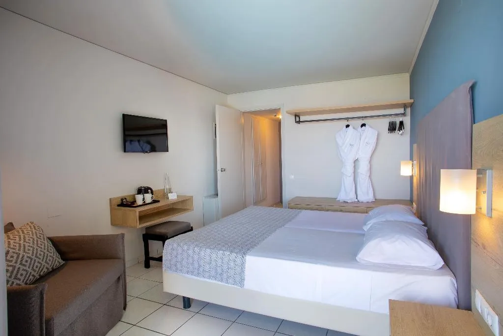 Room SUPERIOR GARDEN VIEW Room, Sol Marina Beach Crete, Crete