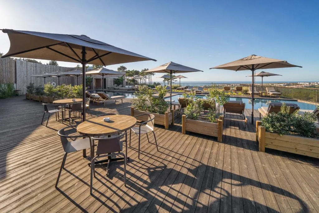 Pool, Immerso, Lisbon