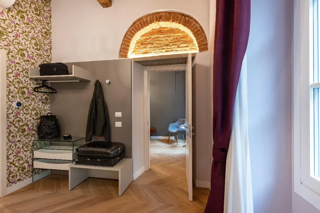 APARTMENT CAPACITY 6 Room, Kairos by Florence Art Apartments, Florence