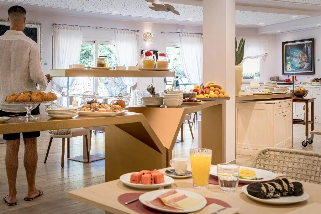 Restaurant, Cruccuris Resort, Cagliari