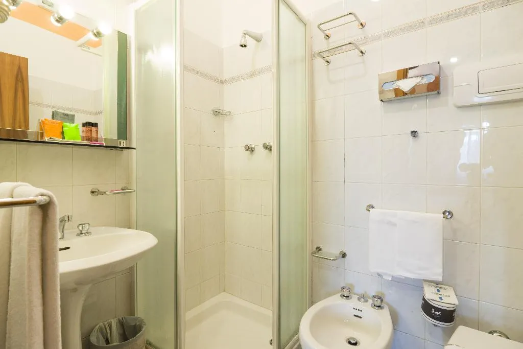 DOUBLE STANDARD Room, Carrobbio, Milan