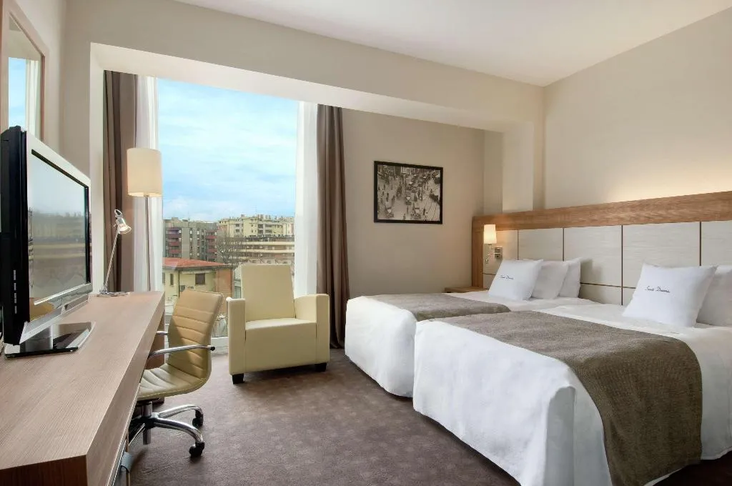 TWIN STANDARD Room, DoubleTree by Hilton Milan, Milan