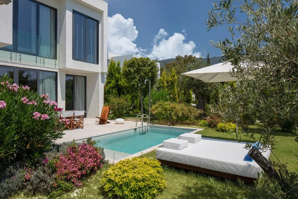 SUITE WITH PRIVATE POOL Room, Susona Bodrum, LXR Hotels & Resorts, Bodrum
