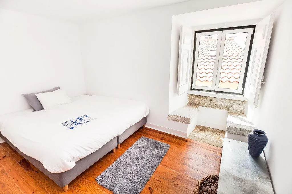 Room, The Lisbon-Way Apartments, Lisbon