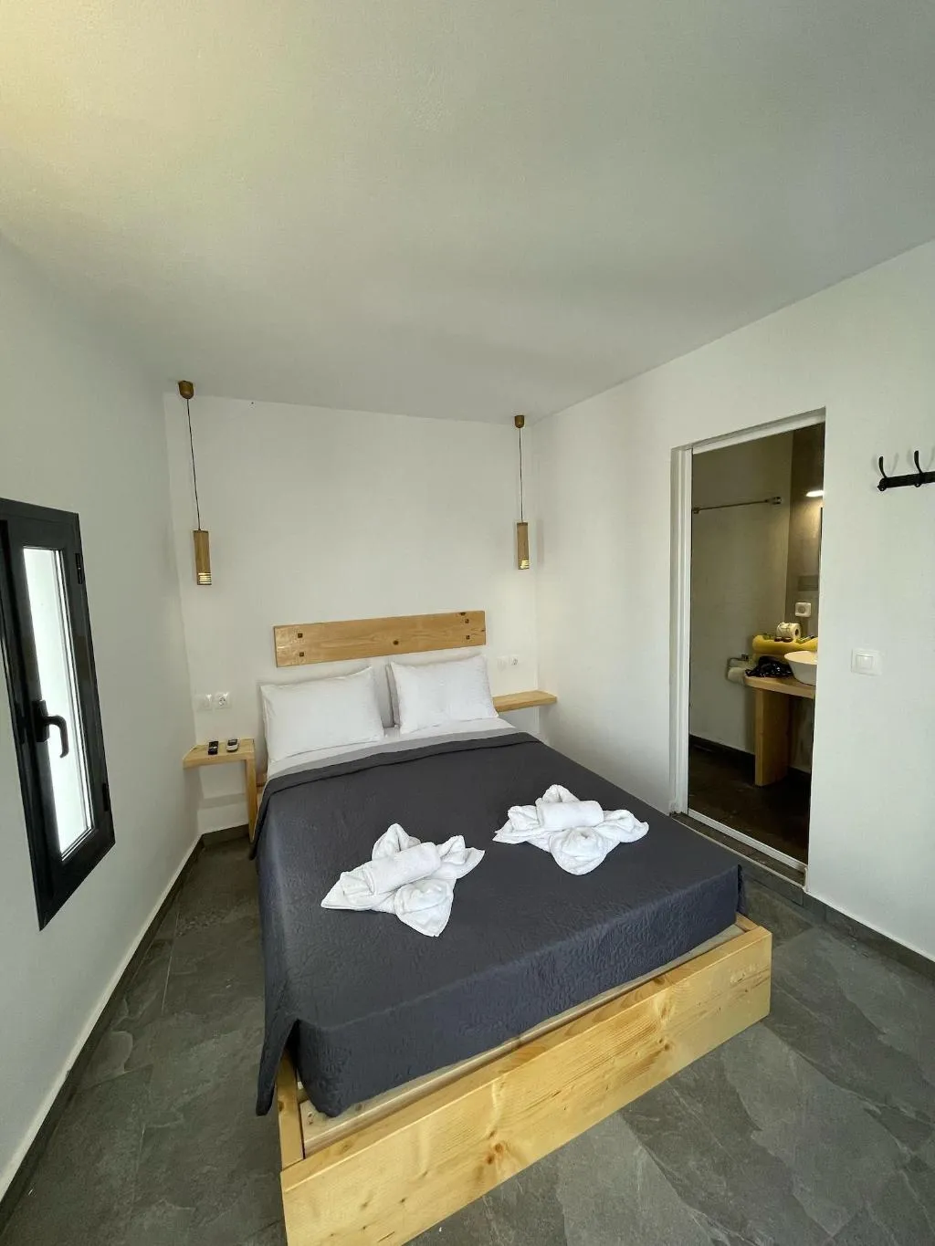 Room, Sun Springs, Santorini