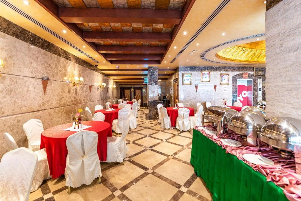 Restaurant, Crystal Plaza Hotel, Dubai
