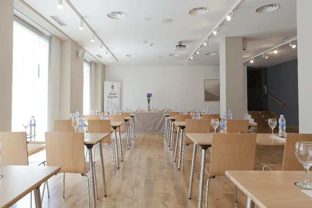 Conferences, Regente, Madrid