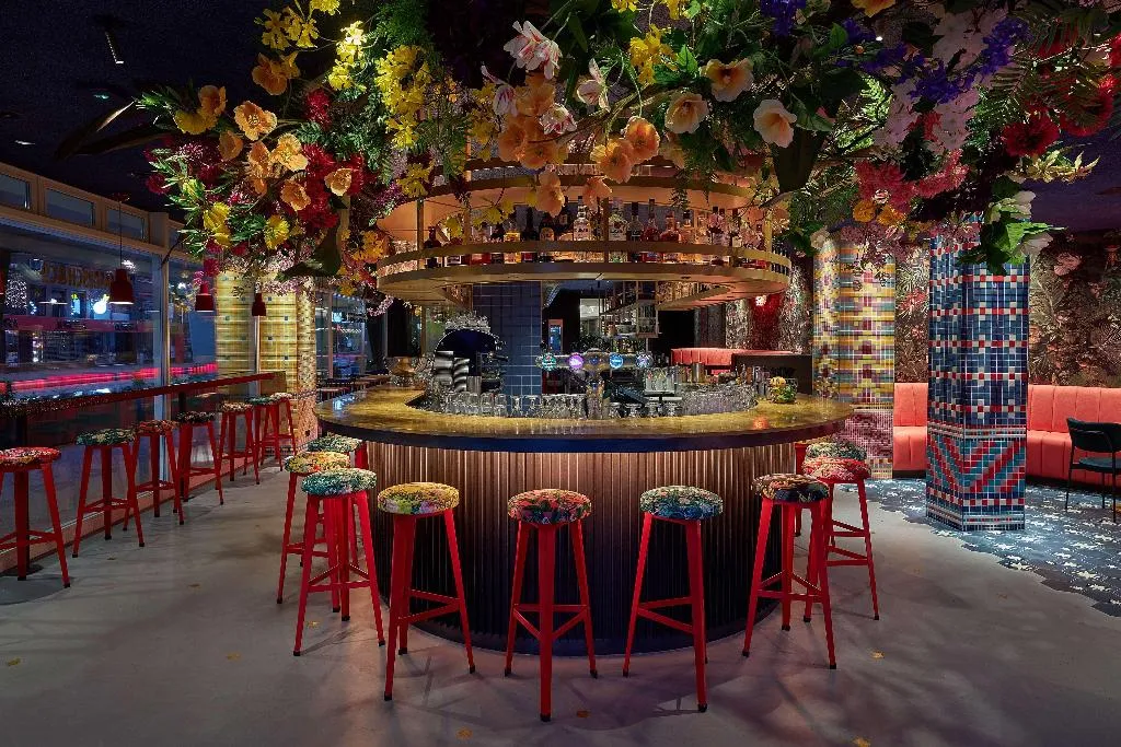 Bar, NH Collection Amsterdam Flower Market, Amsterdam