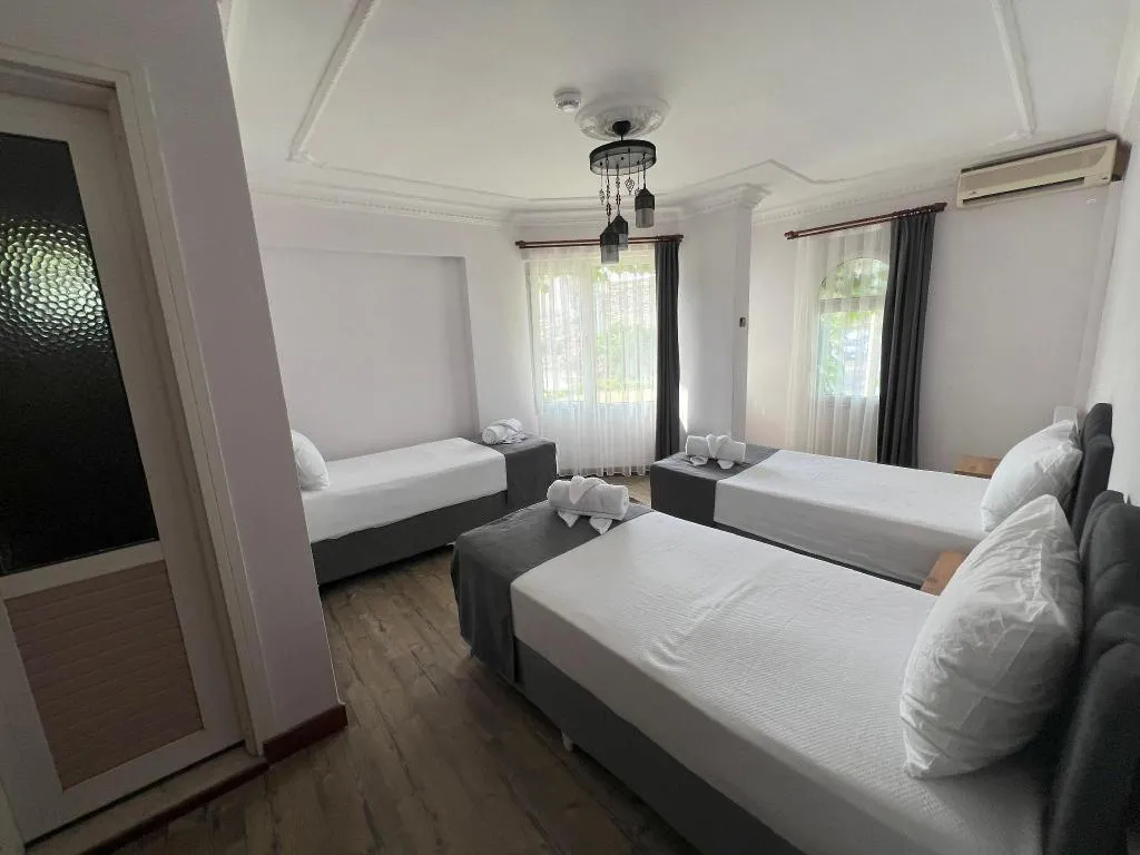 Room, Bella, Izmir