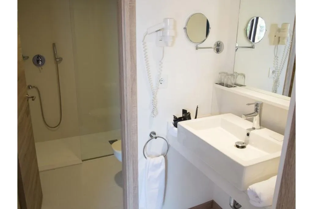 Double or Twin STANDARD Room, Menorca Binibeca by Pierre & Vacances Premium*, Menorca