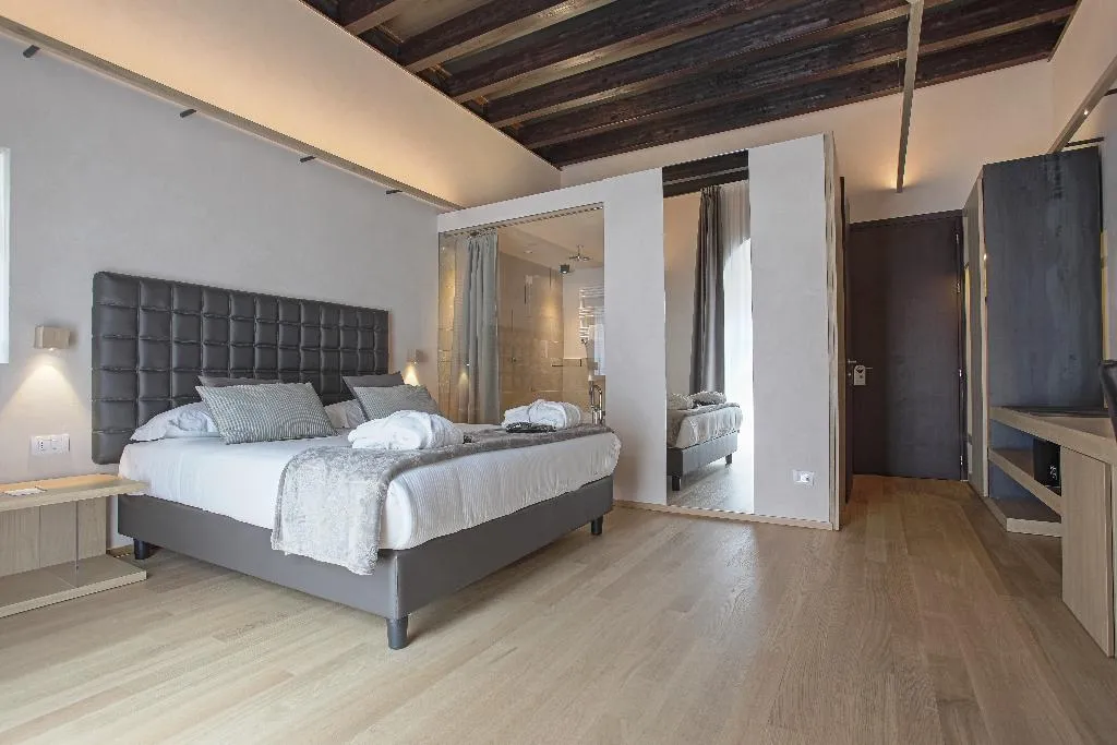 JUNIOR SUITE STANDARD Room, Alba Palace Hotel, Catania