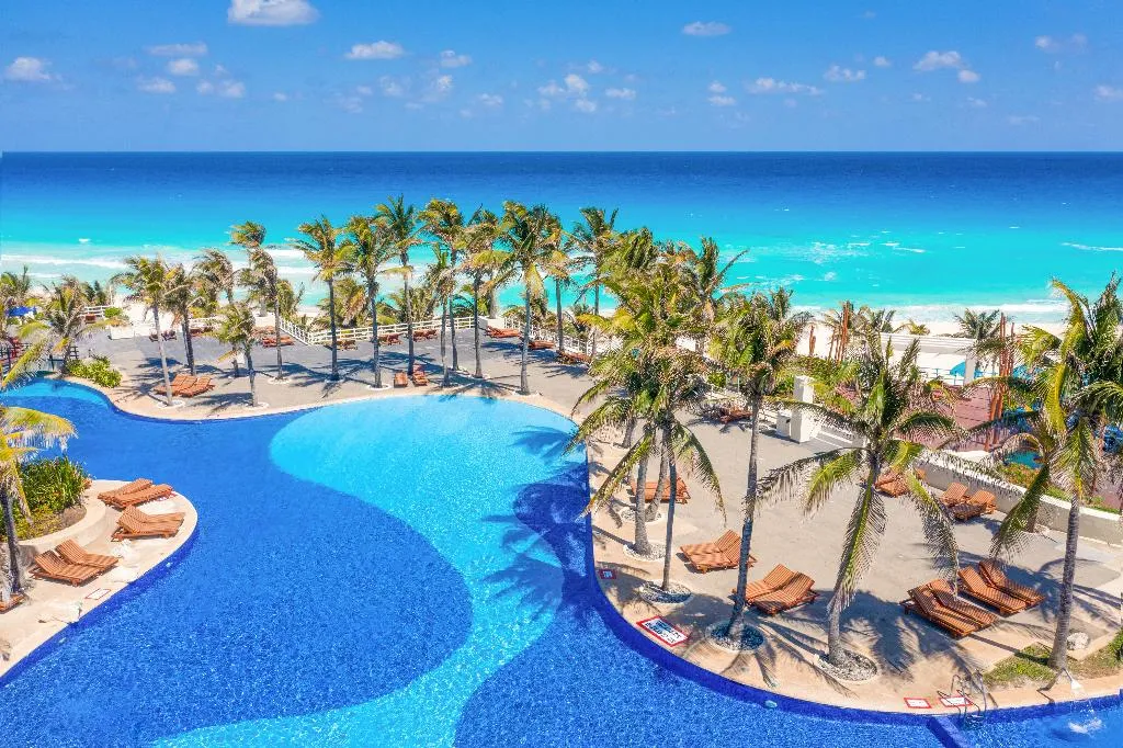 General view, The Pyramid Cancun by Oasis, Cancun Area