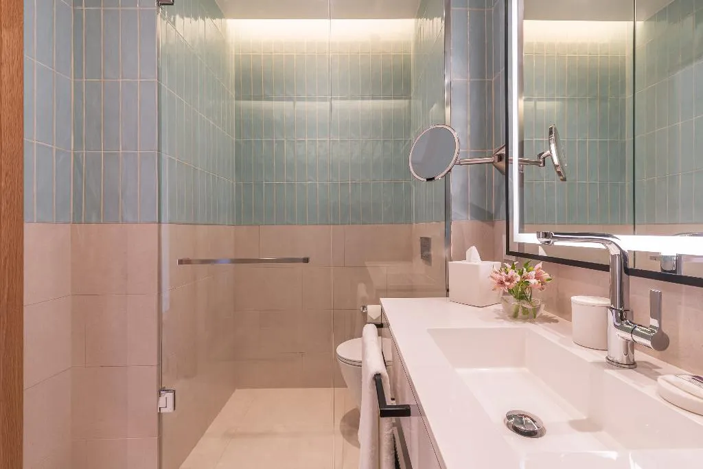 TWIN STANDARD Room, Hyatt Regency Lisbon, Lisbon