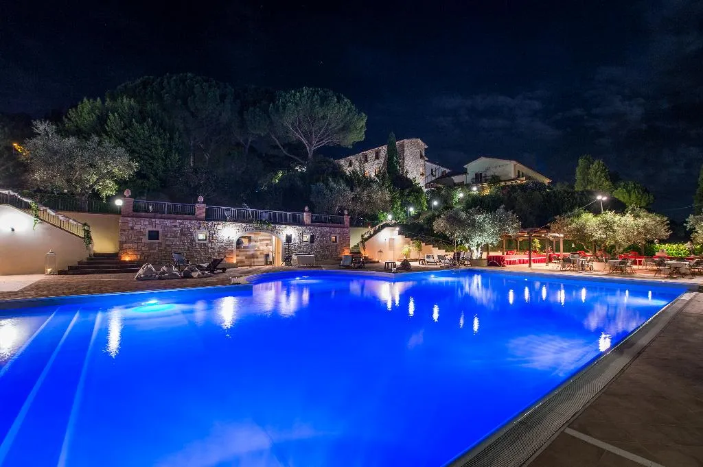 Pool, Bramante, Perugia