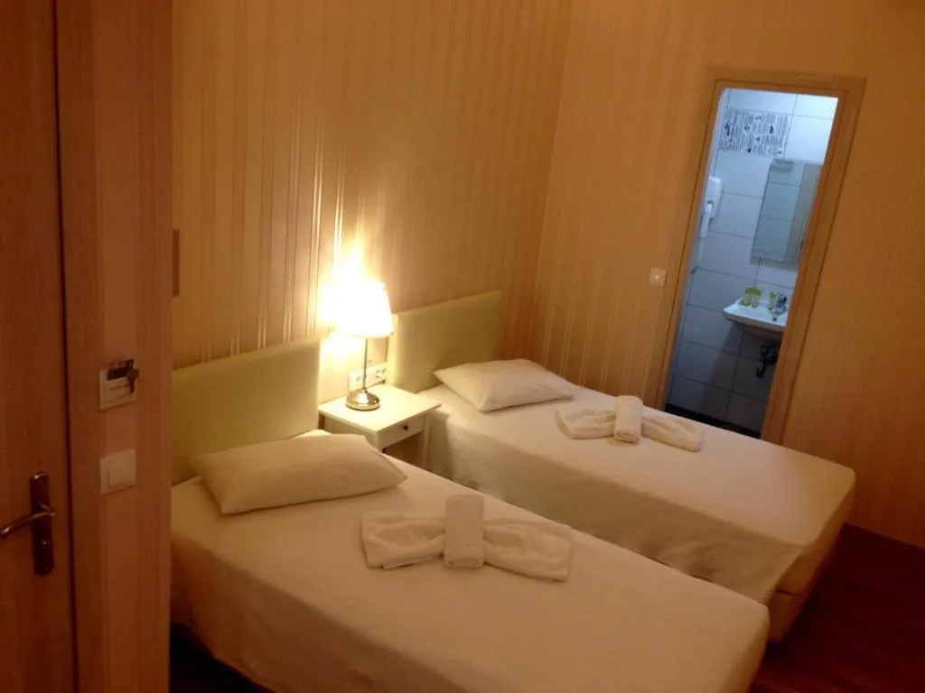 QUADRUPLE STANDARD Room, Phidias Hotel by Oniro, Athens
