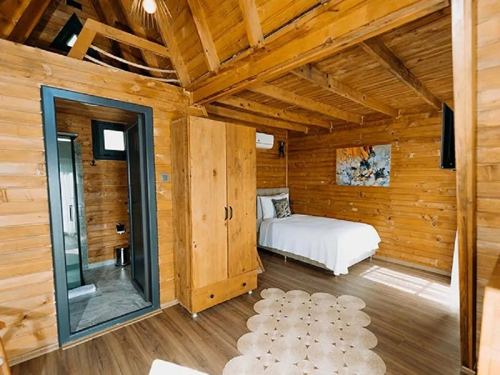 BUNGALOW SUPERIOR ONE BEDROOM Room, Doors Urla Hotel, Izmir