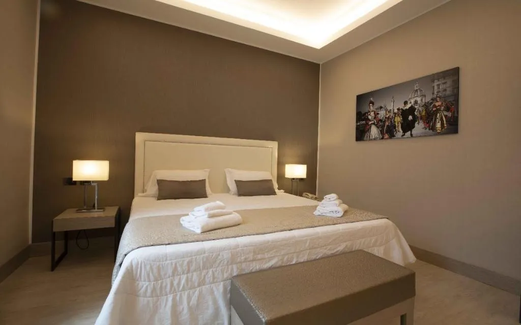 DOUBLE SINGLE USE CLASSIC Room, Genova, Rome